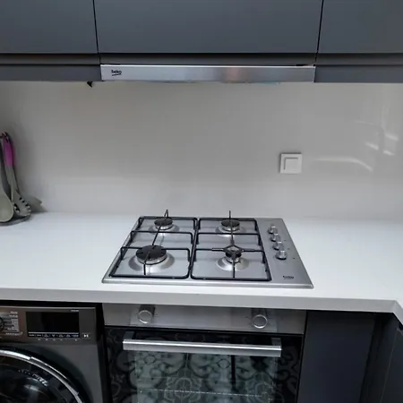Apartment 3 Bedrooms - Location- 1st Floor *