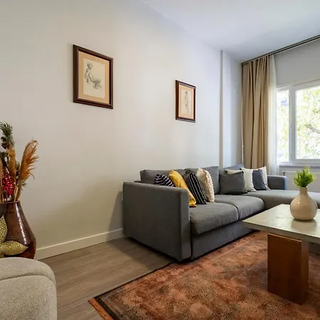 3 Bedrooms - Location- 1st Floor شقة *